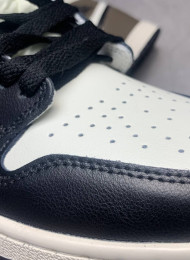 Кроссовки Nike Air Jordan 1 High Dark Mocha живое фото 3