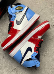 Кроссовки Nike Air Jordan 1 High Fearless UNC Chicago живое фото 1